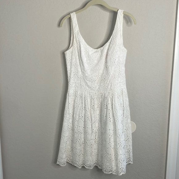 Lilly Pulitzer Dresses & Skirts - Lilly Pulitzer white eyelet dress size 4